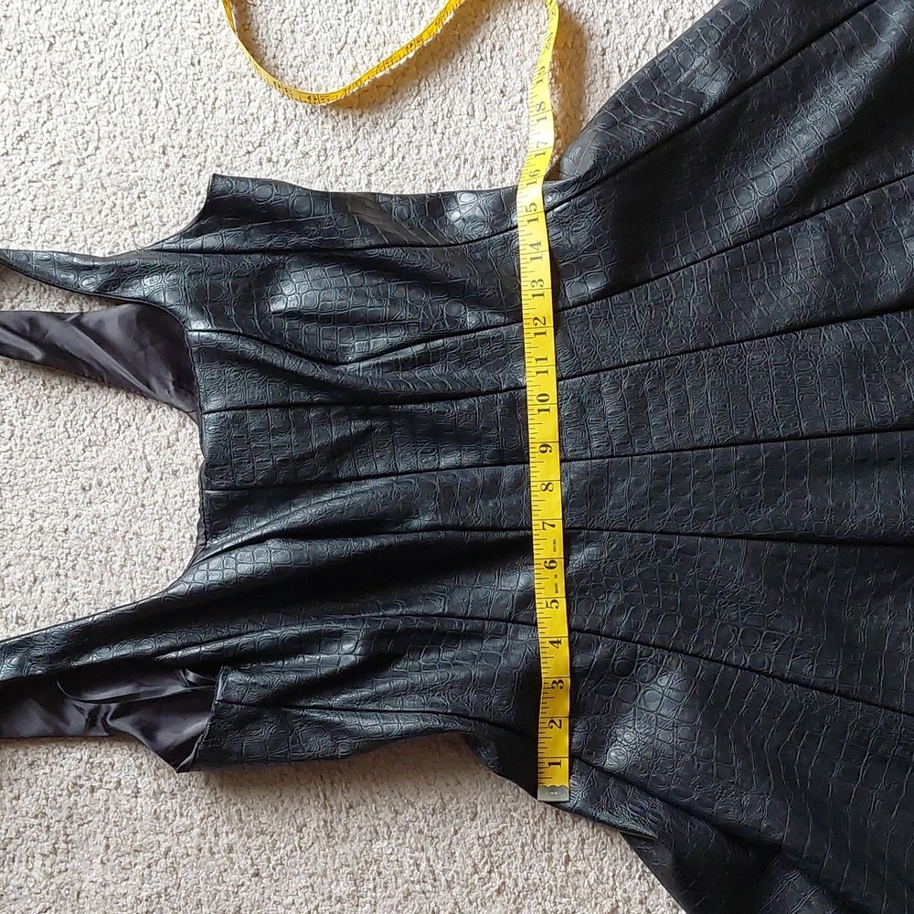 Anthropologie Avec Les Filles Black Faux Leather Midi Dress Sz LP - Picture 13 of 16